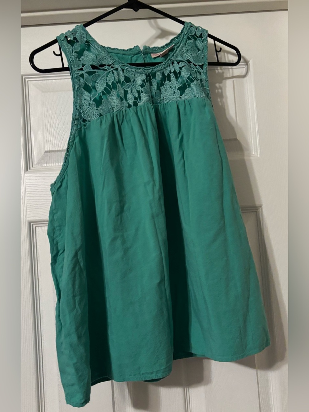 💛Knox Rose Tank Shirt - Large